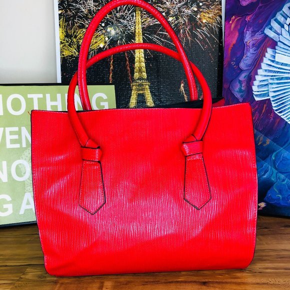 Elizabeth Arden Large Red Tote NWOT - Picture 2 of 11